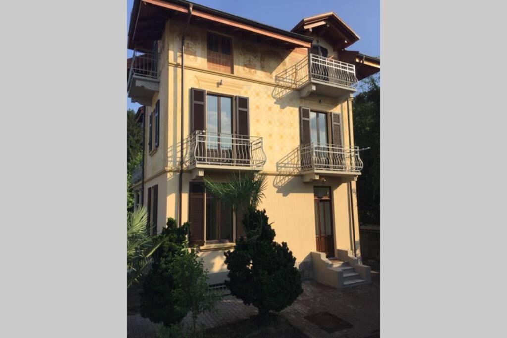Villa Peachey, Intero Piano Con Giardino Stresa Bagian luar foto